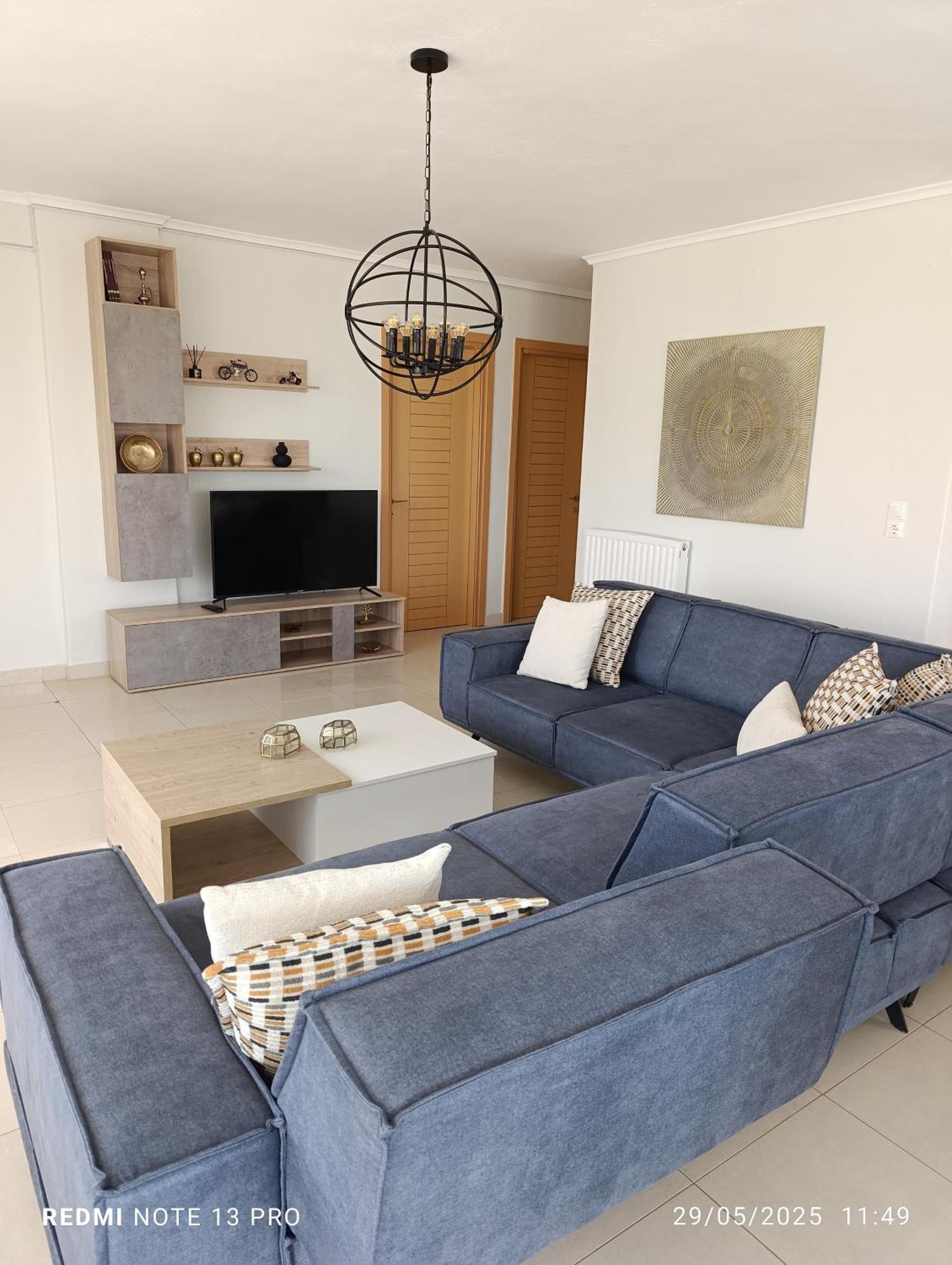 Pearl Apartments Ofrínion エクステリア 写真
